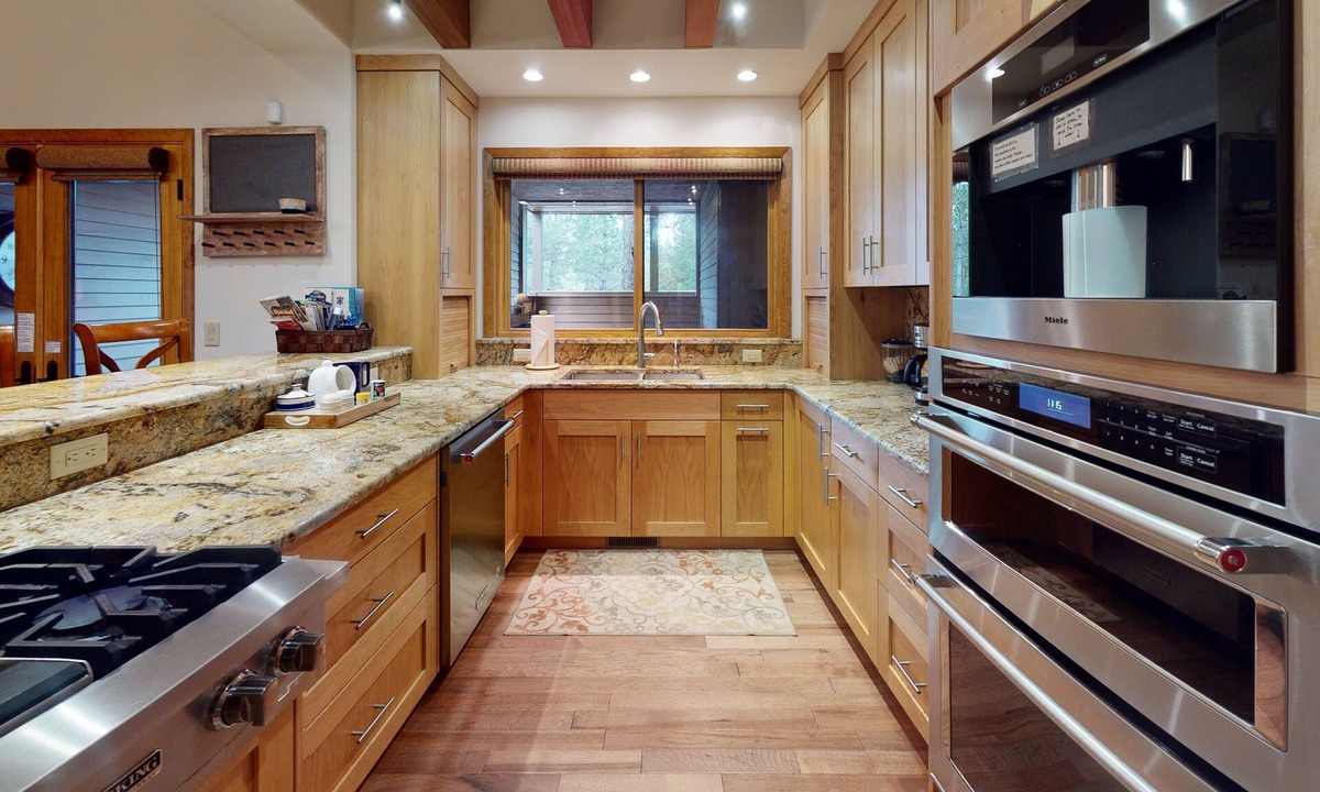 Sunriver House | Family Fun Getaway with Access to Exclusive Golf