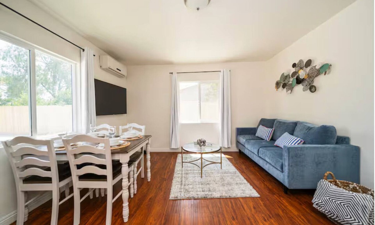 Baldwin Park House | Fantastic 3-bed single house with kitchenette & AC