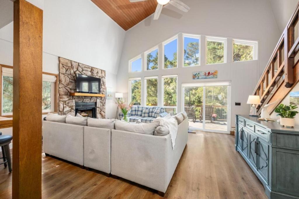 Marine Terrace House | Forest Home with Deck, EV Station, King Beds
