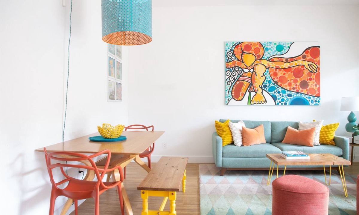 Encinitas Apartment | Fresh & Walkable Bright Beach Bungalow