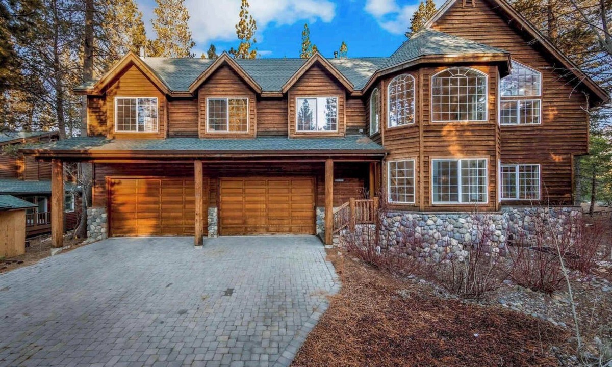 North Upper Truckee Cabin | Fully Remodeled Tahoe Retreat with Game Room and Hot Tub