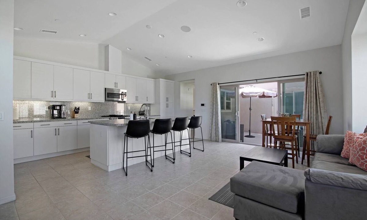 Ivey Ranch - Rancho Del Oro House | Fun In The Sun 2 Bed 2 Bath Home