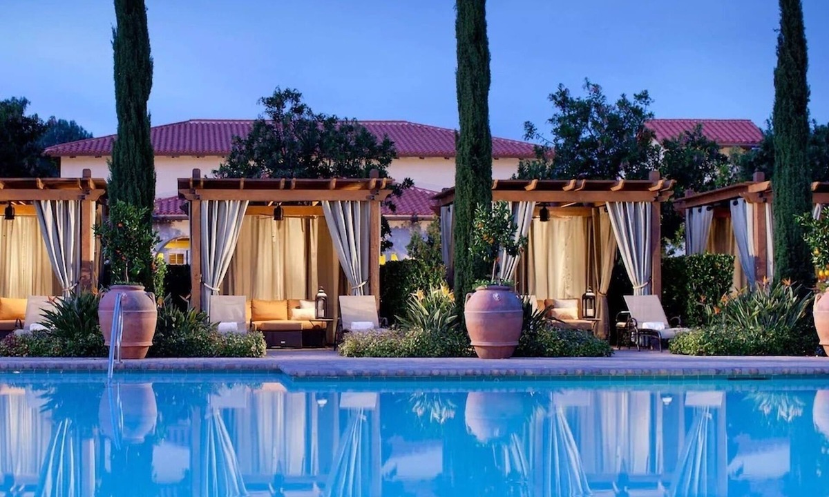 Rancho Bernardo Hotel | Garden or Fountain View Room with 2 Comfy Queen Beds, 3 Units