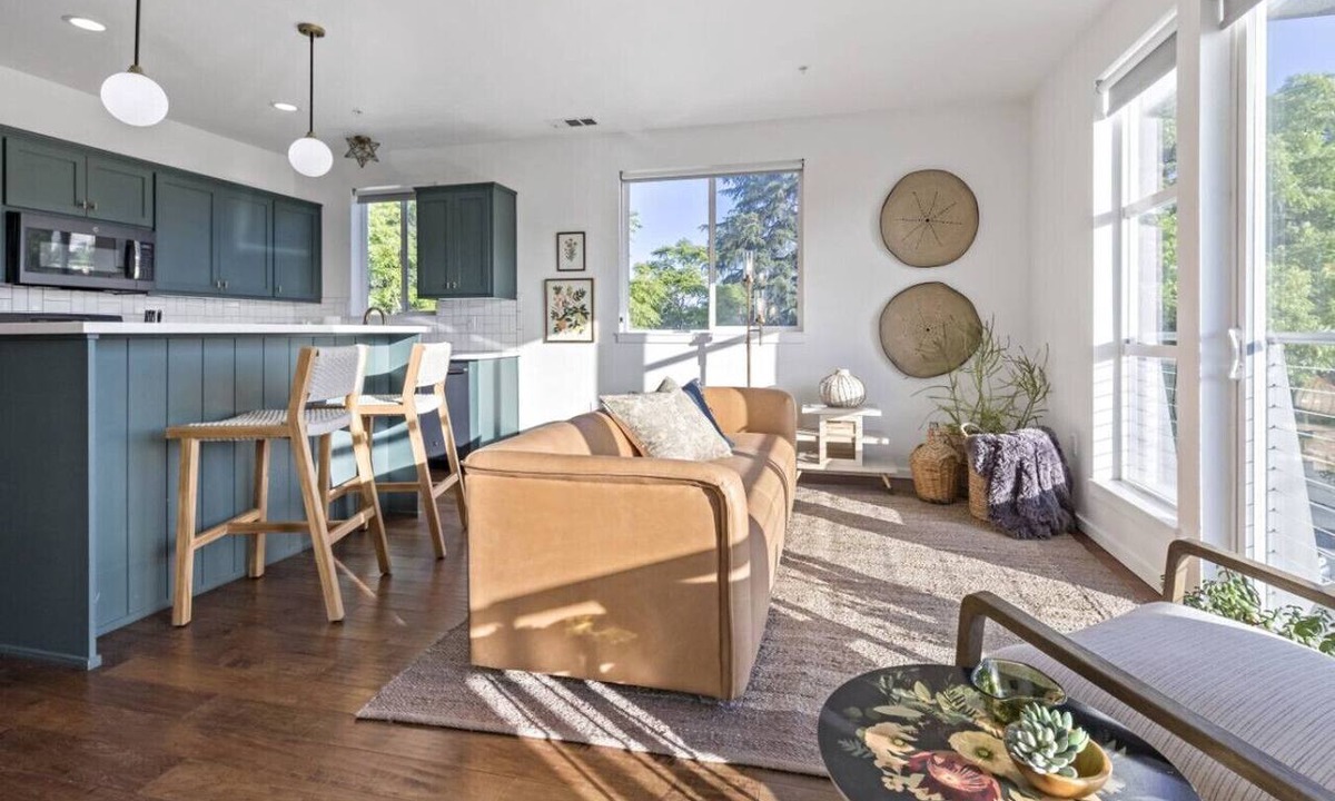 Downtown Apartment | Gardenia at Evergreen