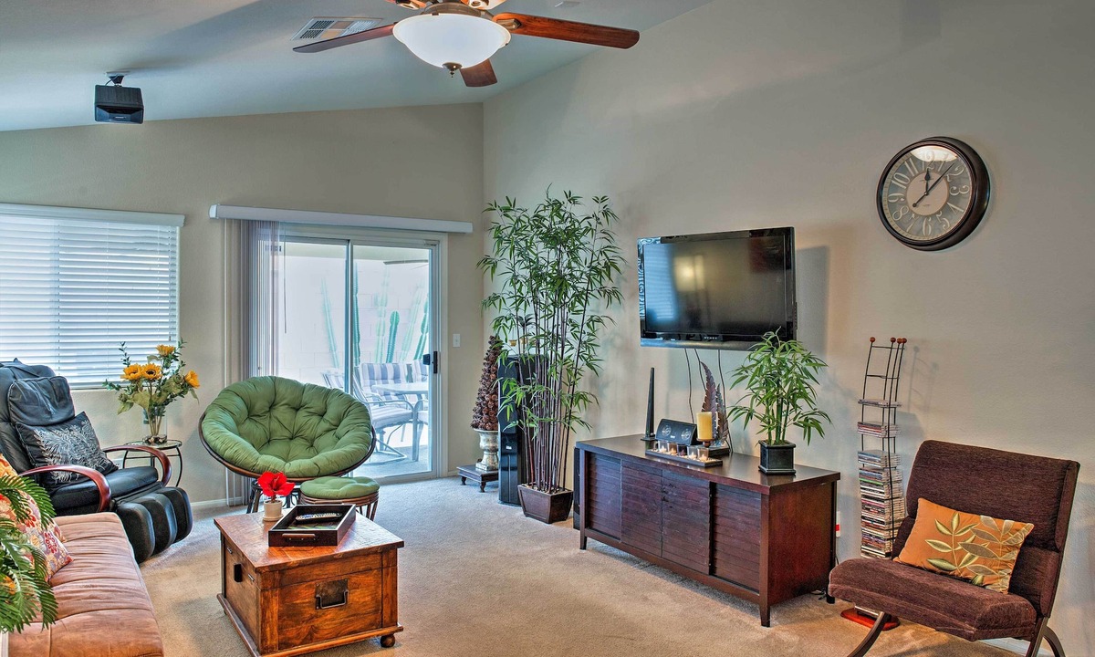 Sunrise Manor House | Gated Community Home w/ Patio, 9 Mi to Vegas Strip