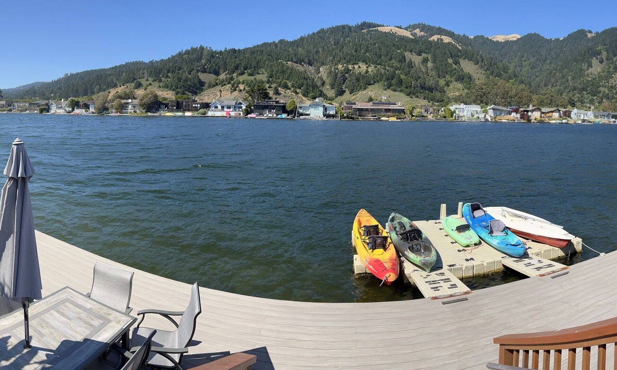 Stinson Beach House | GATED SEADRIFT LAGOON HOME WITH ALL THE TOYZ! 2BR/2BA 4/BEDS SLEEPS 8 PETS YES!