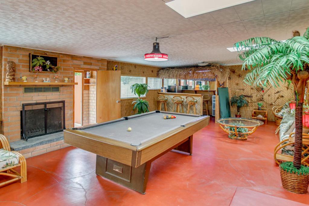 Morena House | Gateway to Mission Bay & More! Gem w/Tropical Bar