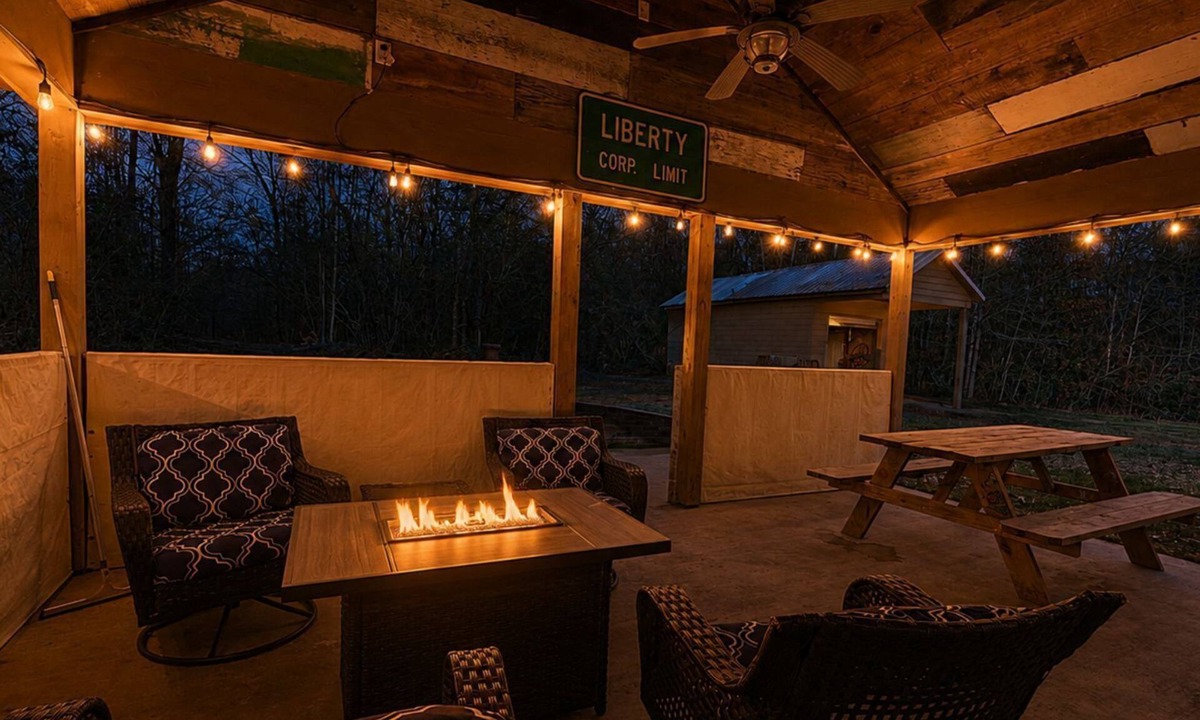McCall Creek Cabin | Glamping Cabin Near Homochitto | Starlink + Peace