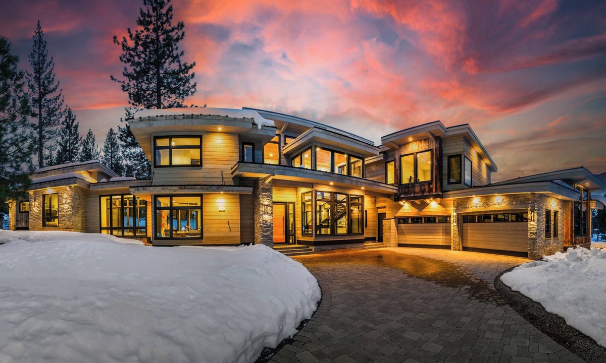 Ponderosa Palisades House | Golf/Ski deals 6000SF Schaffer's Mill estate! Please inquire for details!