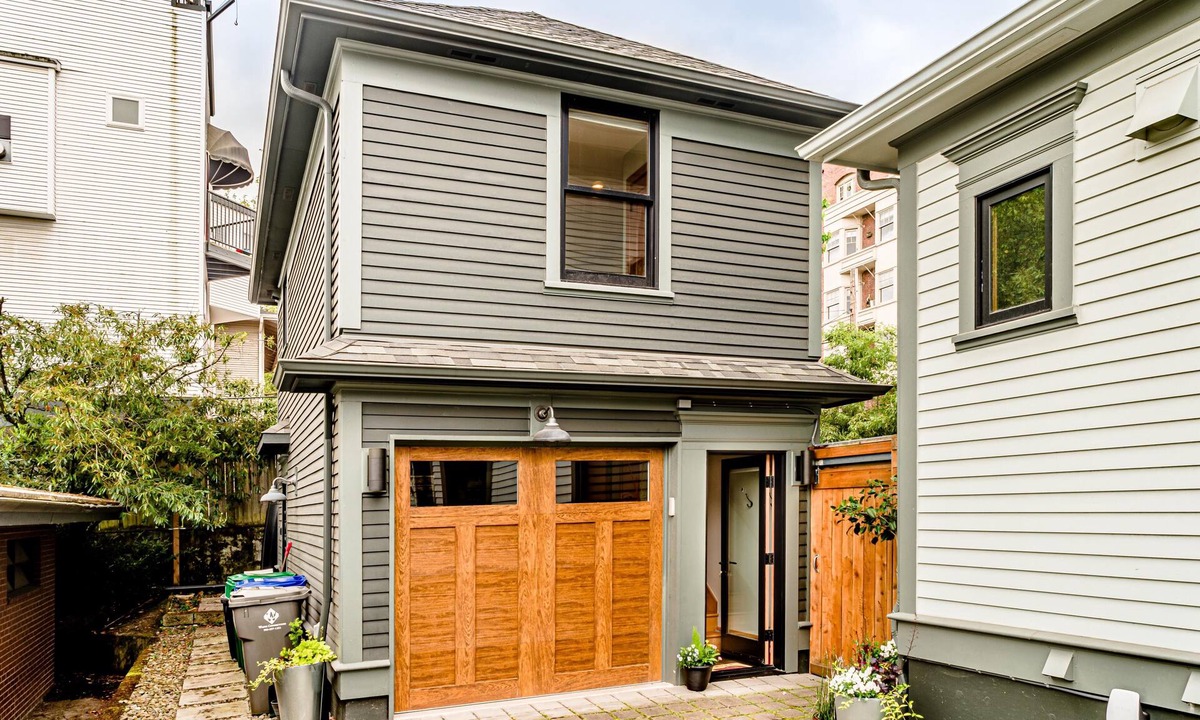 Nob Hill House | Guest House in the Heart of the Alphabet District- Monthly rental only