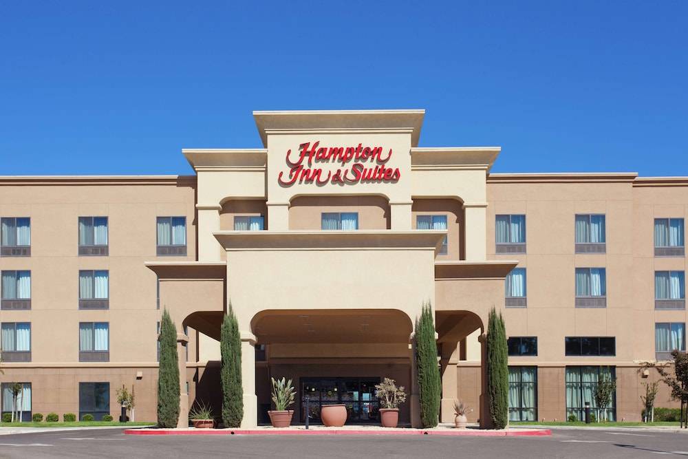 Herndon Hotel | Hampton Inn & Suites Fresno - Northwest