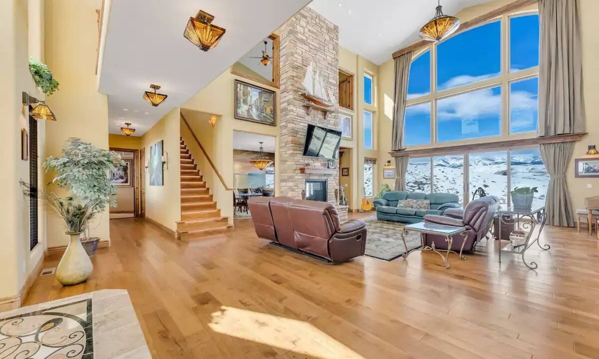 Virginia Foothills House | Harry's Horse Hangout