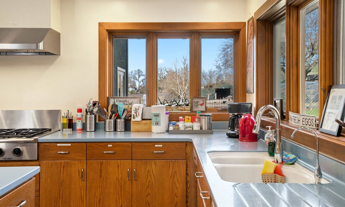 Paso Robles House | Harvest Ridge Ranch - Private Pool Spa BBQ & Fully Stocked Gourmet Kitchen 5B4BA