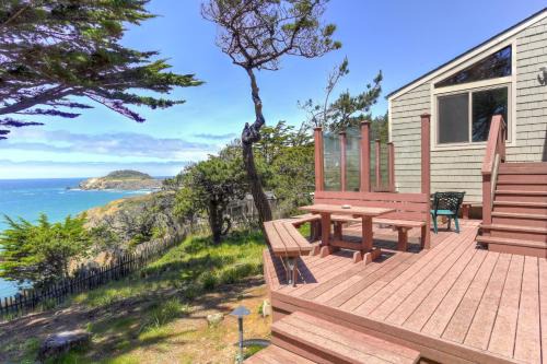Gualala House | Haven's View With Stunning Ocean Views