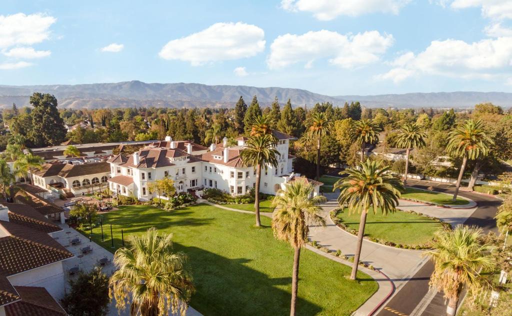 South San Jose Hotel | Hayes Mansion San Jose, Curio Collection by Hilton