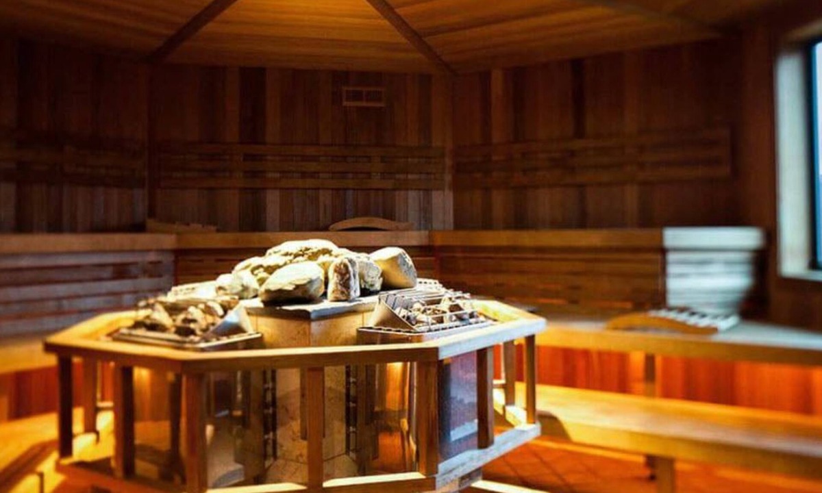 Alderpoint Hotel | Heartwood Mountain Sanctuary