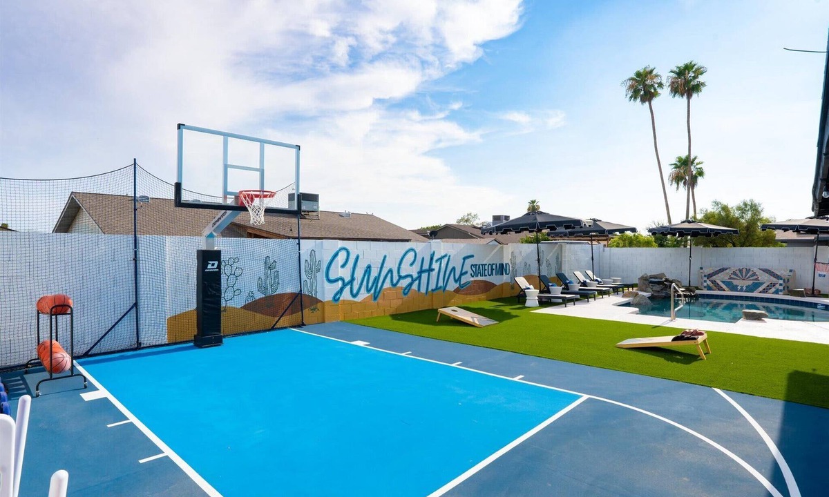 Glendale House | Heated Pool, Hot Tub, Game Room & Sport Court