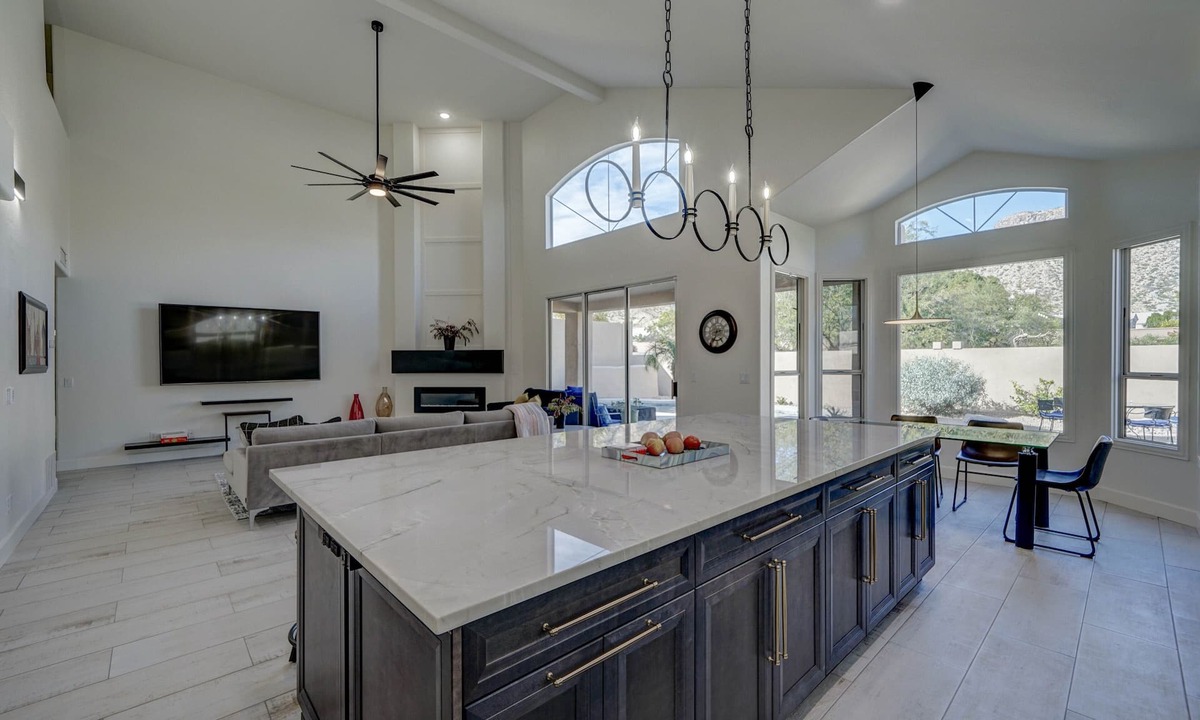 Camelot Ridge House | Heated Pool Hot Tub, Hiking Near Trailheads Golf, Full Remodel, 5 Beds 3 Baths