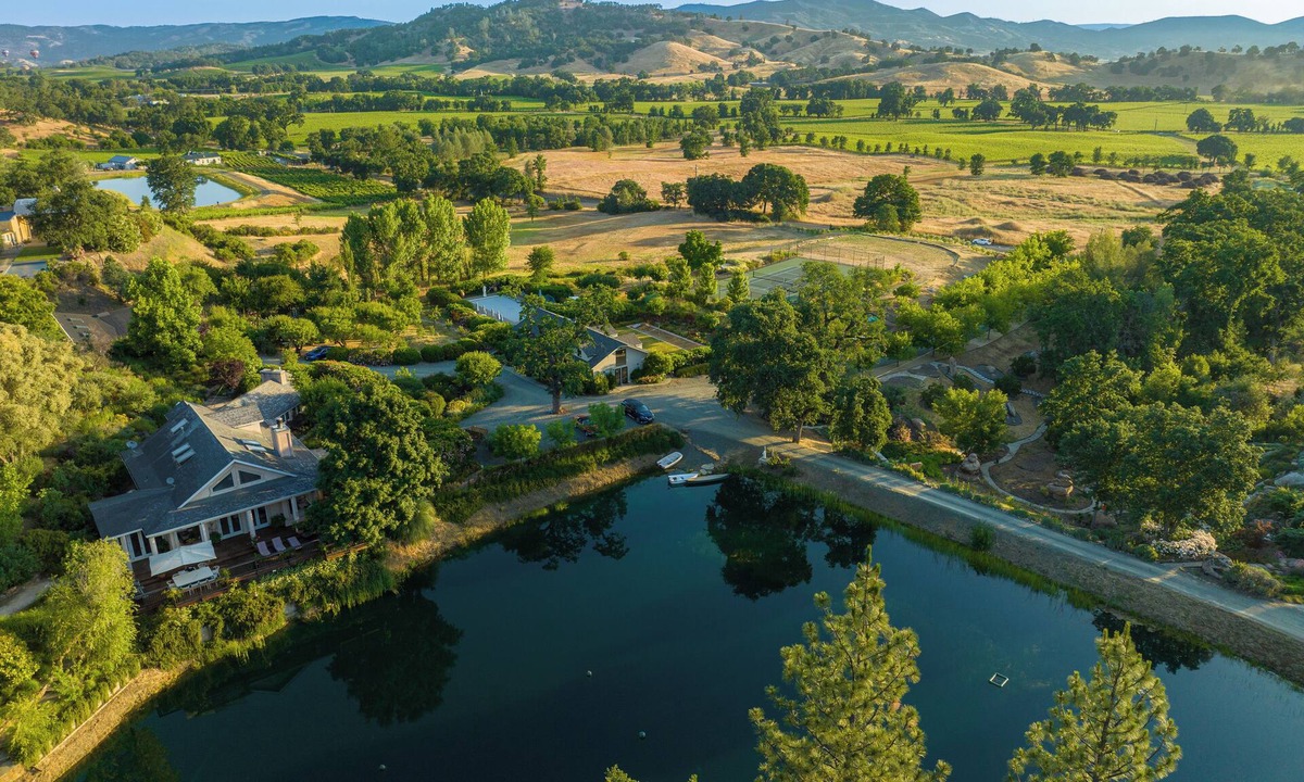 Pope Valley House | Heavenly 10 Bedroom, 8 bath Wine Country Estate on 150 Acres w/endless amenities
