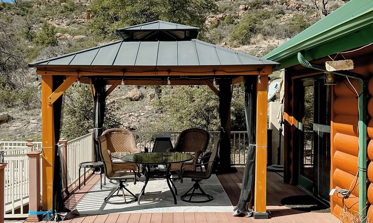 Miami Cabin | Hike, Fish & Relax: Secluded Miami Retreat w/Deck