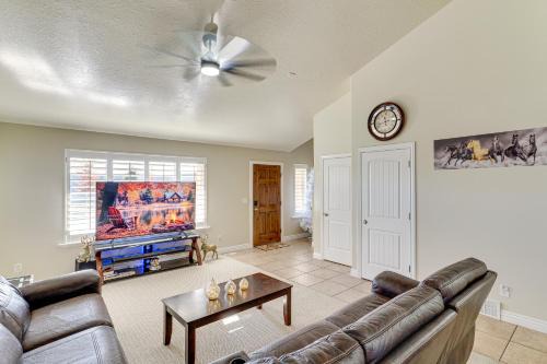 South Jordan House | Hike, Golf & Ski: Family Home in South Jordan