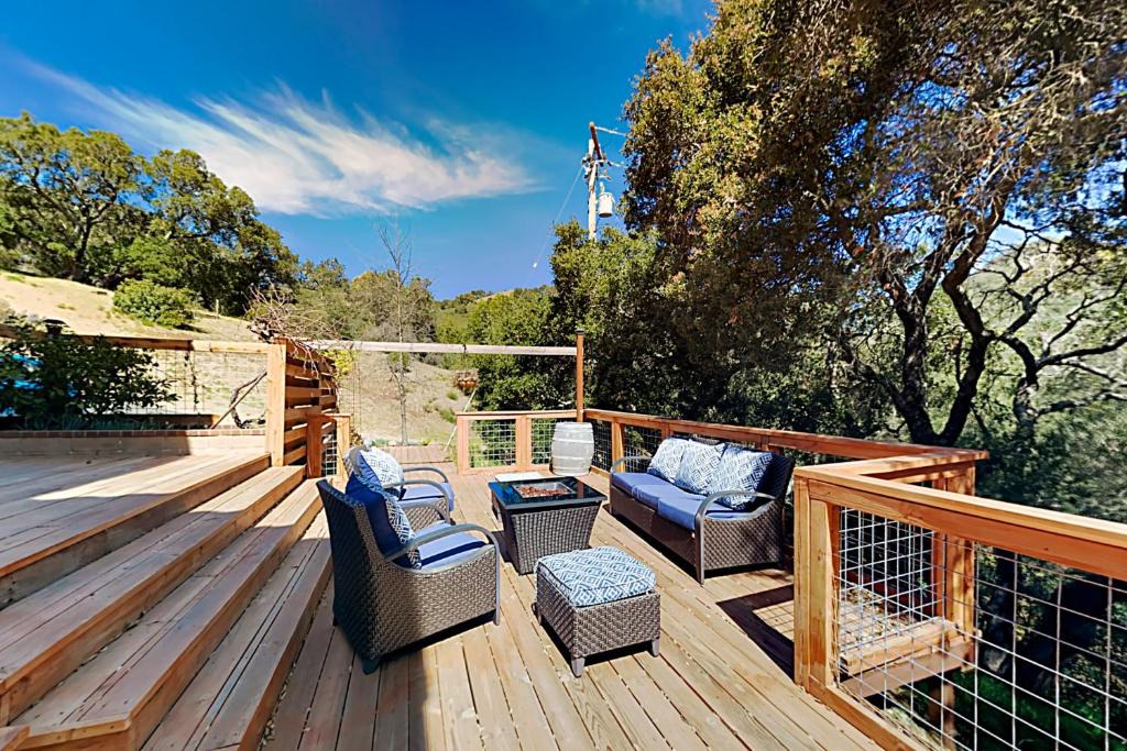 Atascadero House | Hilltop Heaven