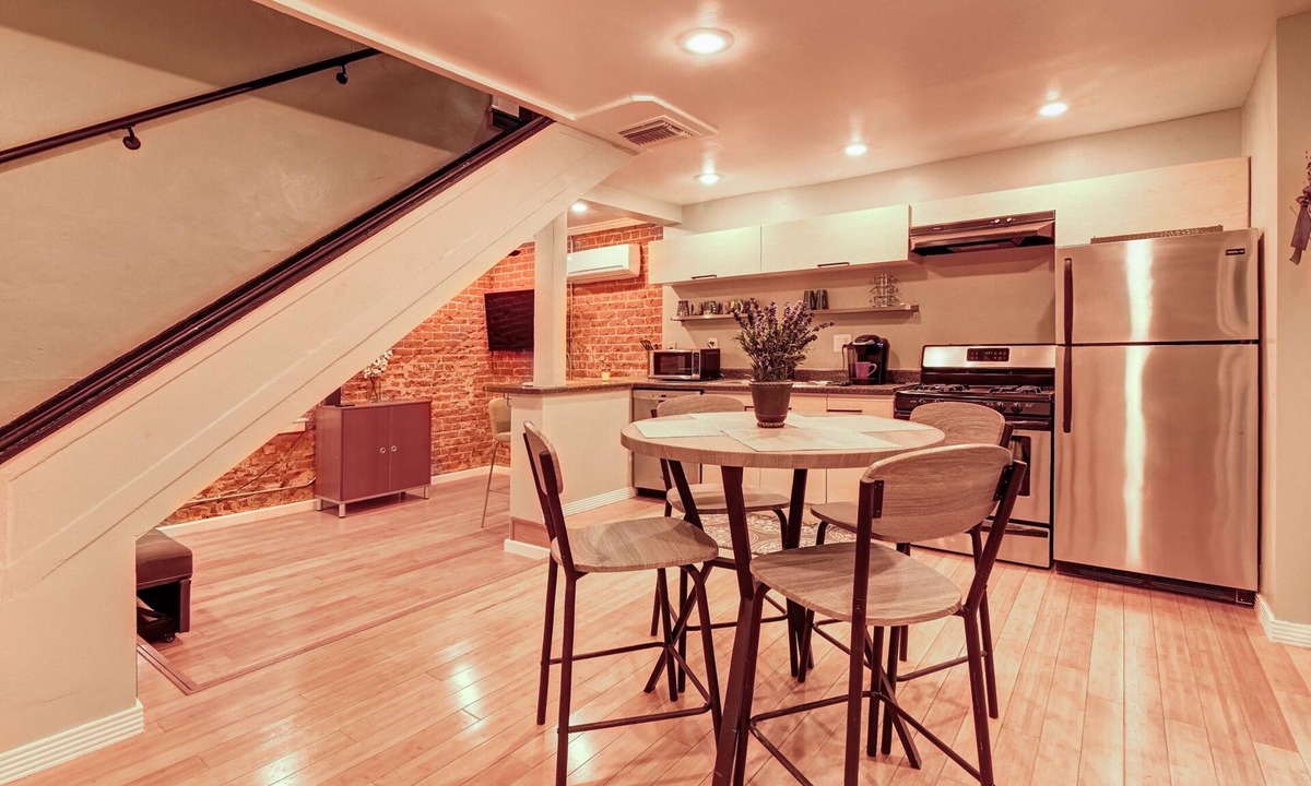 Roosevelt Cottage | Historic Downtown Phoenix Furnished Cottage