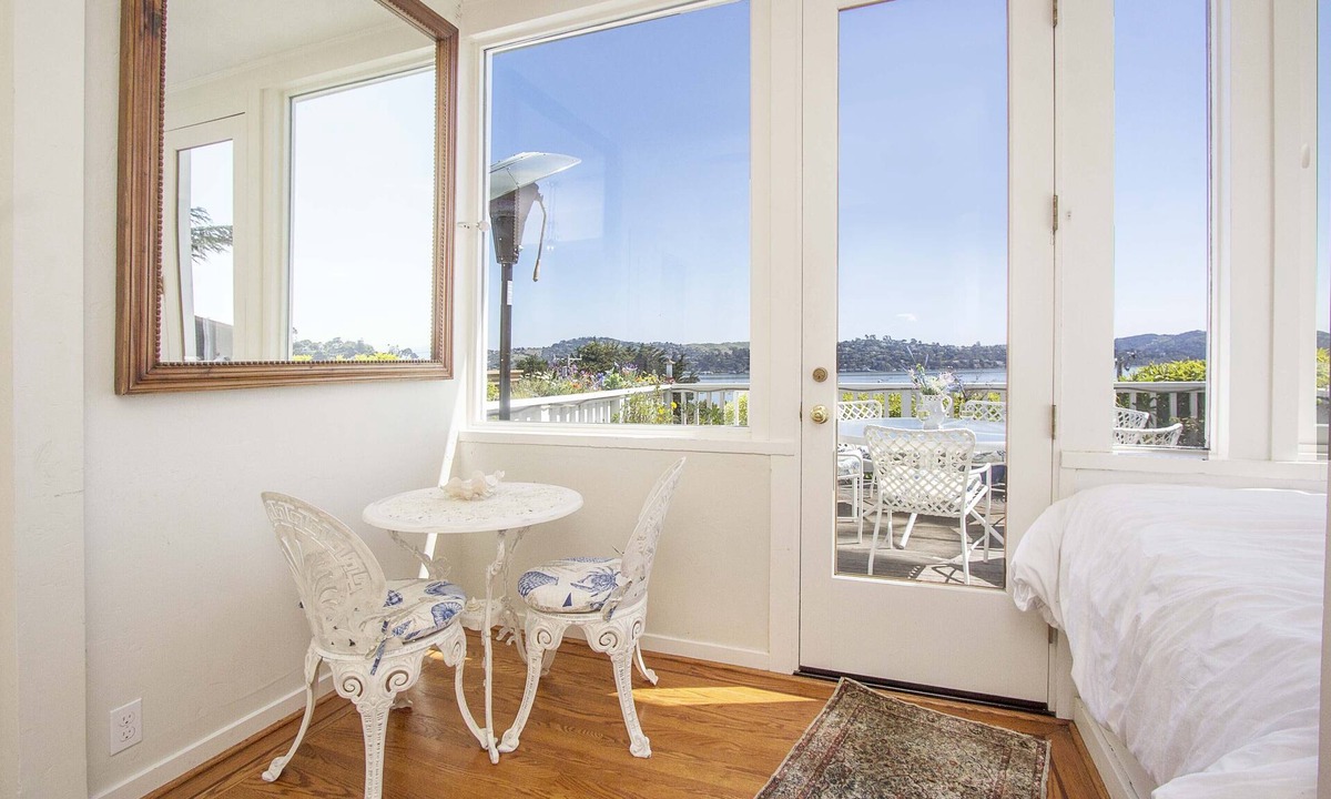 Sausalito House | Historic Sausalito "Mermaid House" With Breathtaking Water Views
