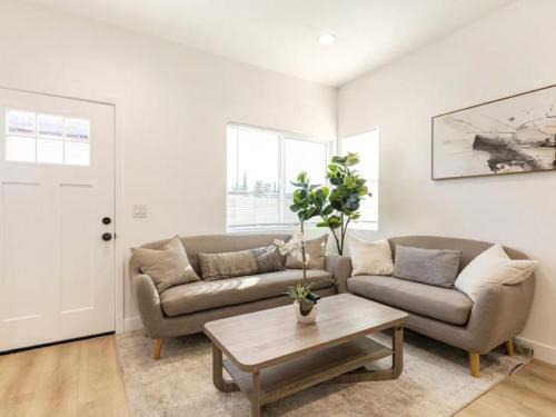 Westminster House | Holiday Home Modern Home by Interhome