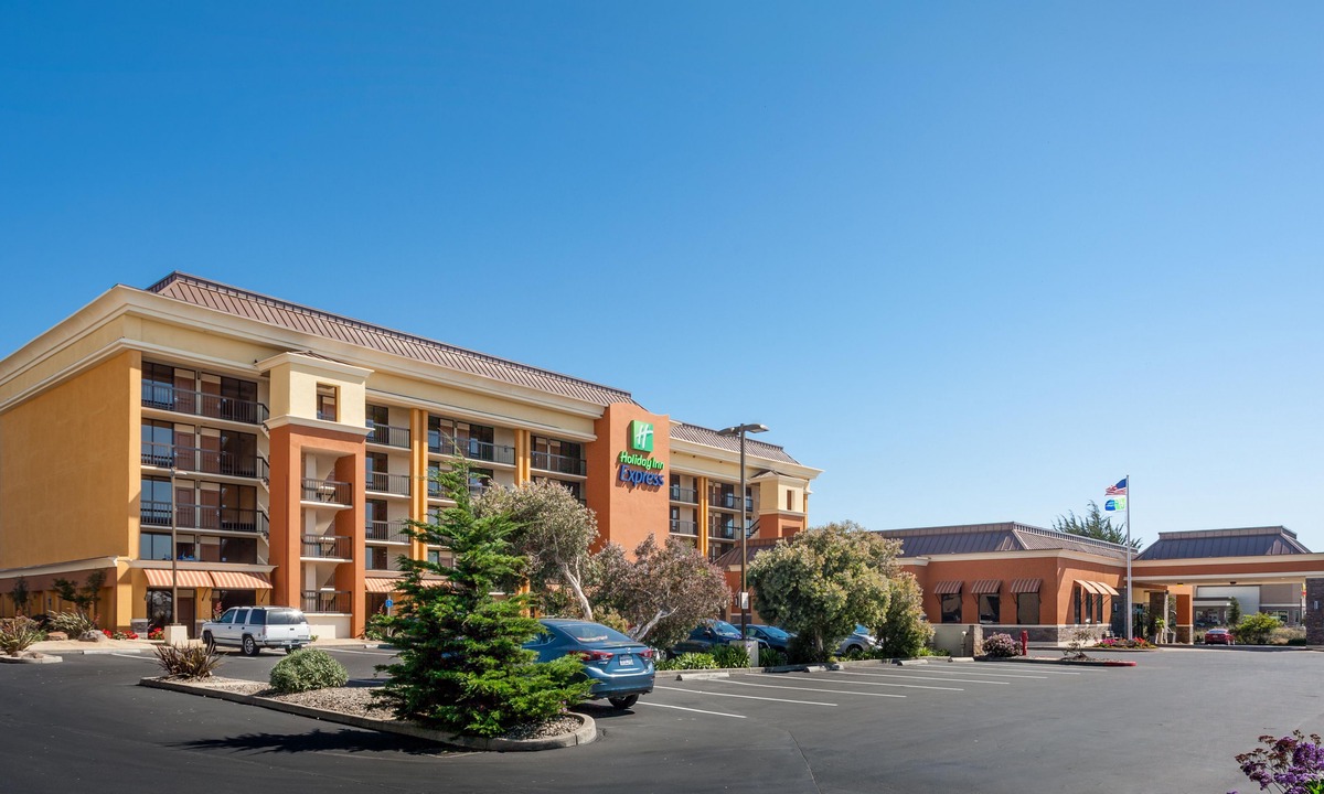 Seaside Hotel | Holiday Inn Express at Monterey Bay, an IHG Hotel