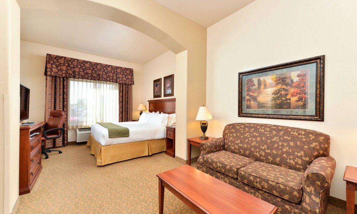 Mesilla Park Hotel | Holiday Inn Express Hotel and Suites Las Cruces by IHG