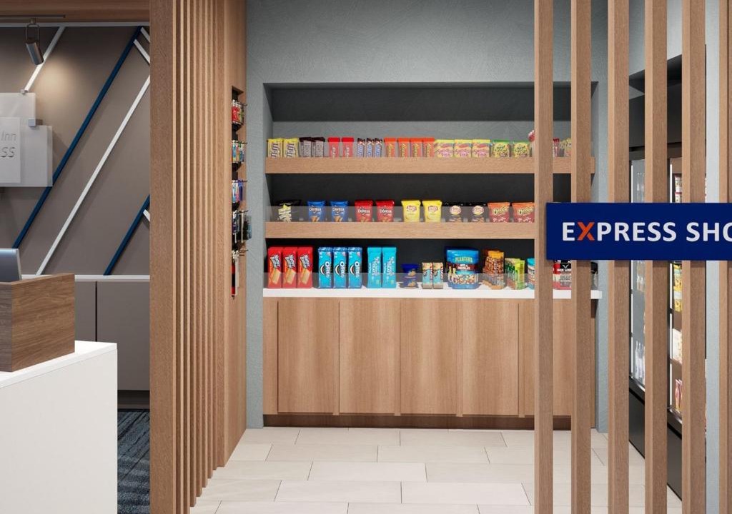 Hollister Hotel | Holiday Inn Express & Suites - Hollister by IHG
