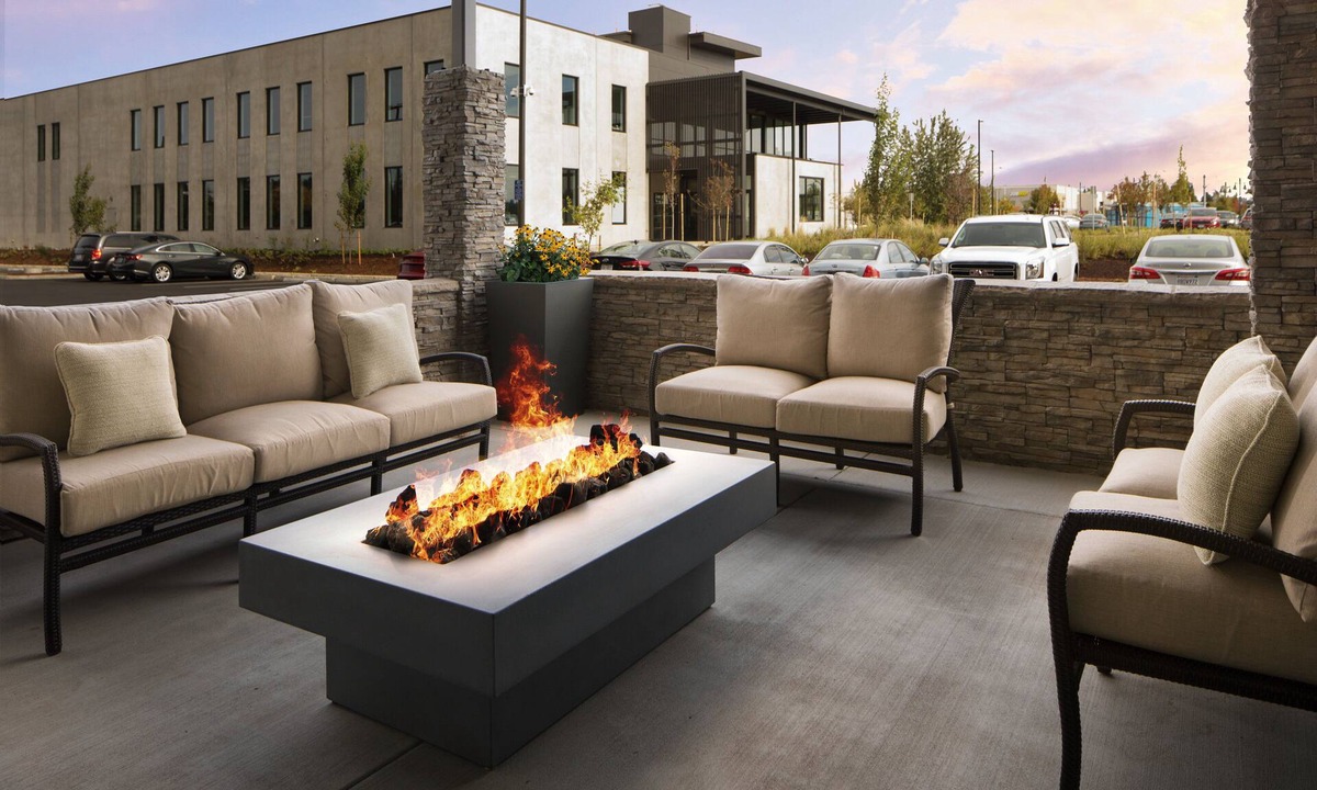 Portland Hotel | Holiday Inn Express & Suites Portland Airport - Cascade Stn by IHG