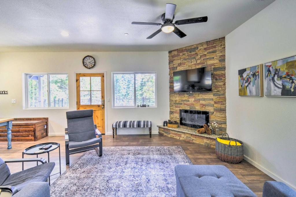 Lake Almanor West House | Home Near Lake Almanor, 1/2 Mile to Boat Launch!
