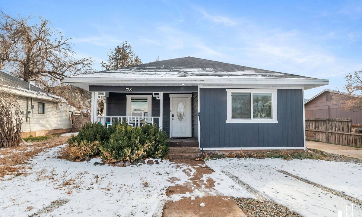 Parowan House | Home w/Hot Tub & BBQ, 12mi to Brian Head & 54mi to Eagle Point Ski Resorts 🎿