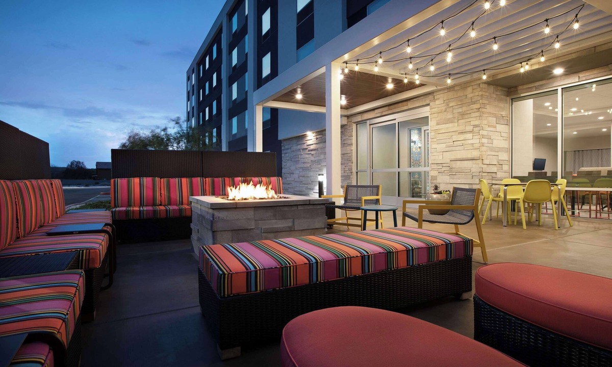 Deer Valley Hotel | Home2 Suites By Hilton Phoenix North Happy Valley