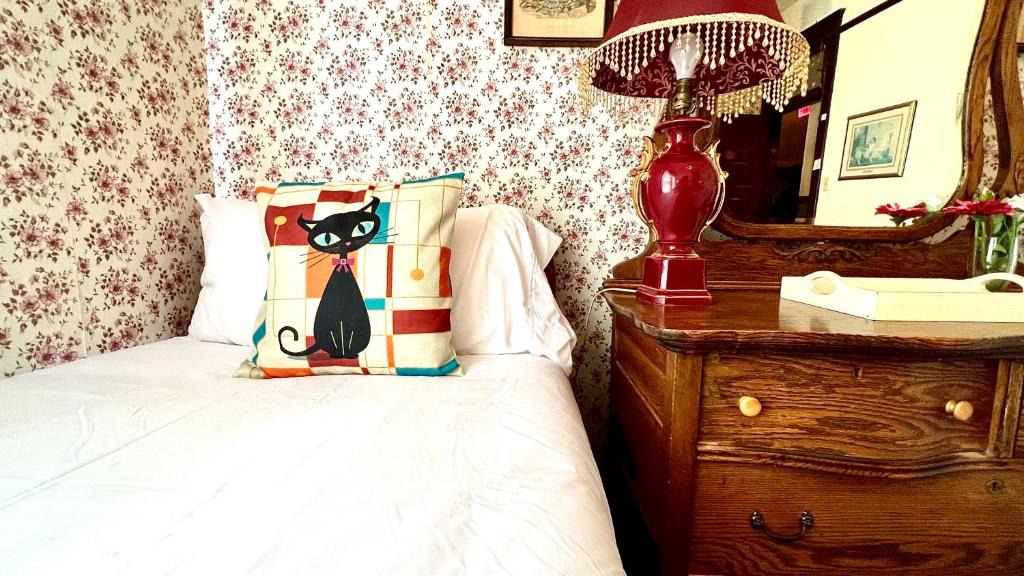 Bisbee Hotel | Hotel La More at The Bisbee Inn
