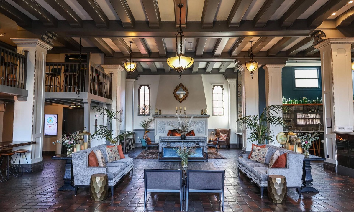 Petaluma Hotel | Hotel Petaluma, Tapestry Collection by Hilton