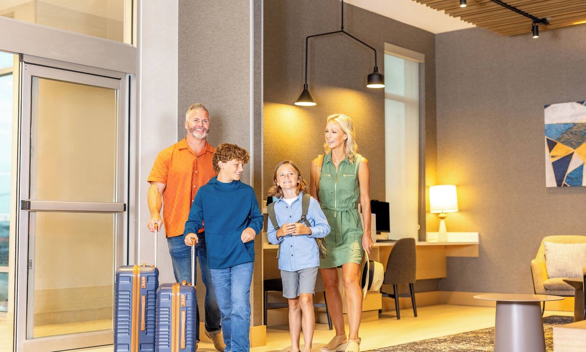 Ontario Hotel | Hyatt Place Ontario Airport