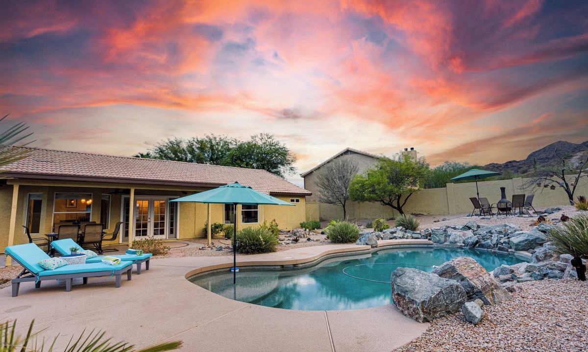 Ahwatukee Foothills House | Im Star Struck! Private Pool, Fire Pit. Eclectic Style.
