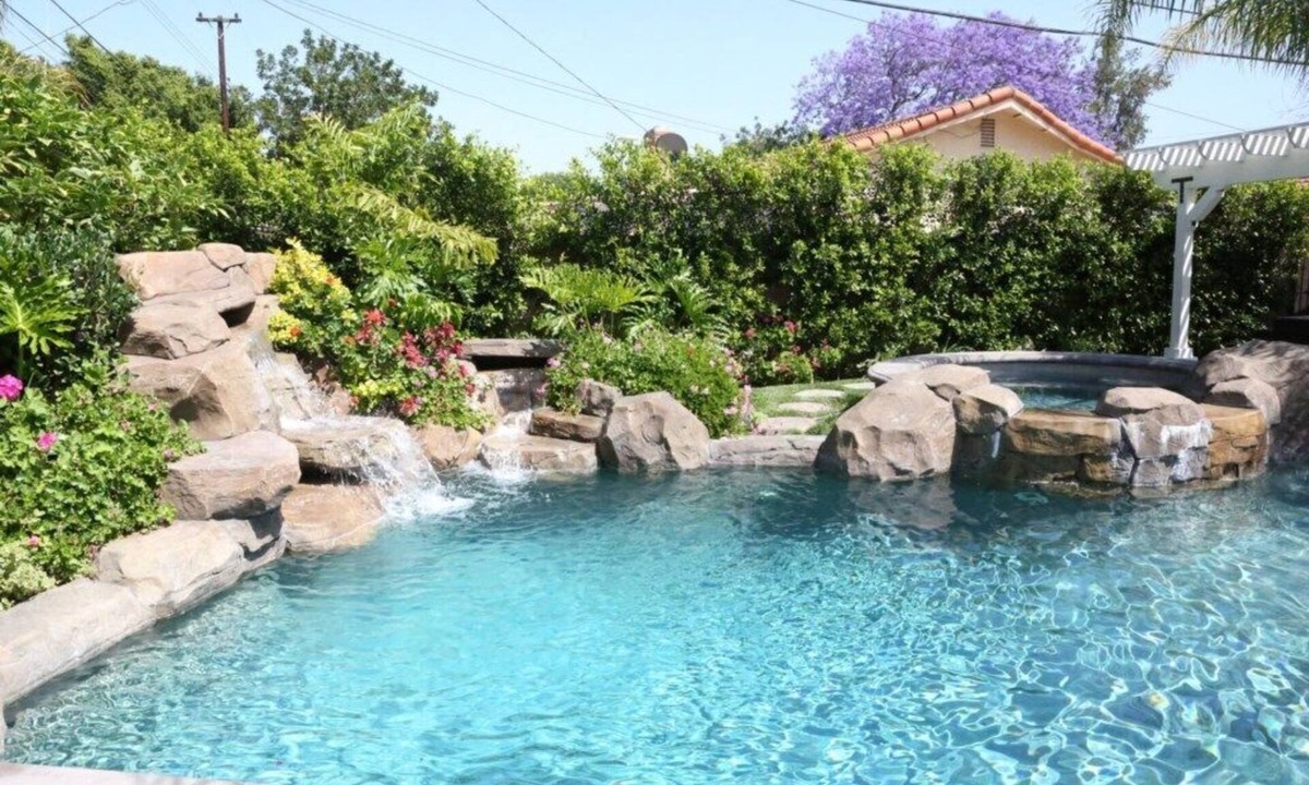 Hermosa Village House | Incredible Home; Rock Pool/Jacuzzi, Walk 2 Disney