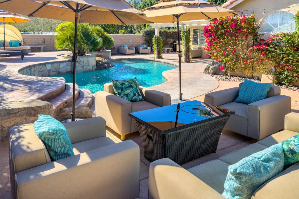 Indian Wells House | Indian Wells Oasis w/Pool: Walk to Tennis Garden!