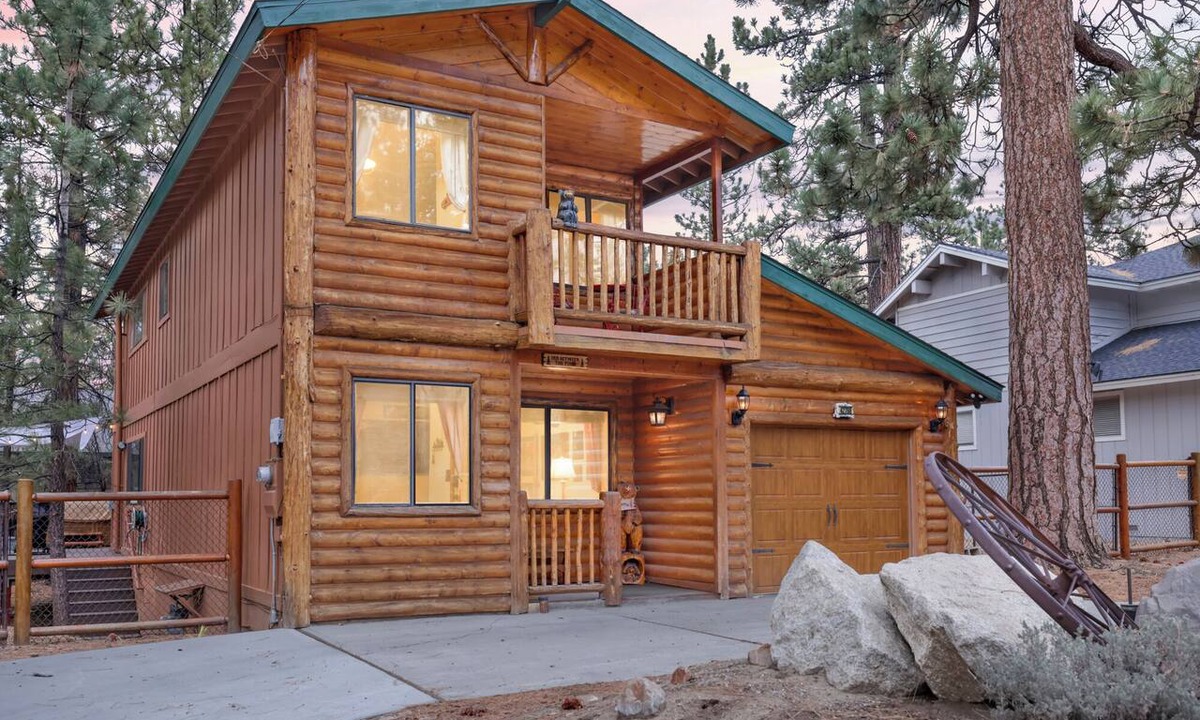 Eagle Mountain Estates Cabin | Inn Between Pines#1411