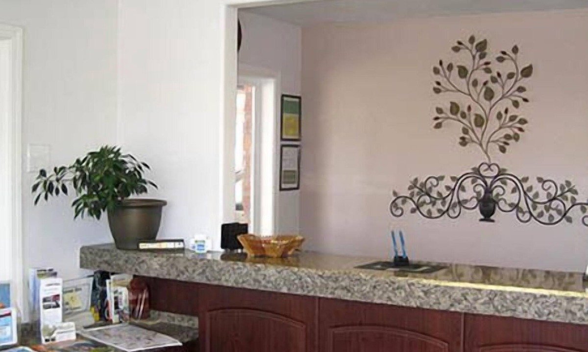 Lakeview Hotel | Interstate 8 Motel