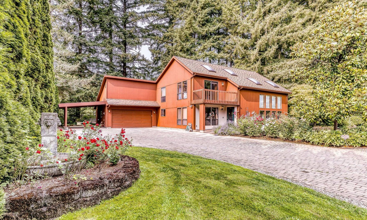 Marcola House | Inviting retreat with central AC, private pool, hot tub, and private W/D