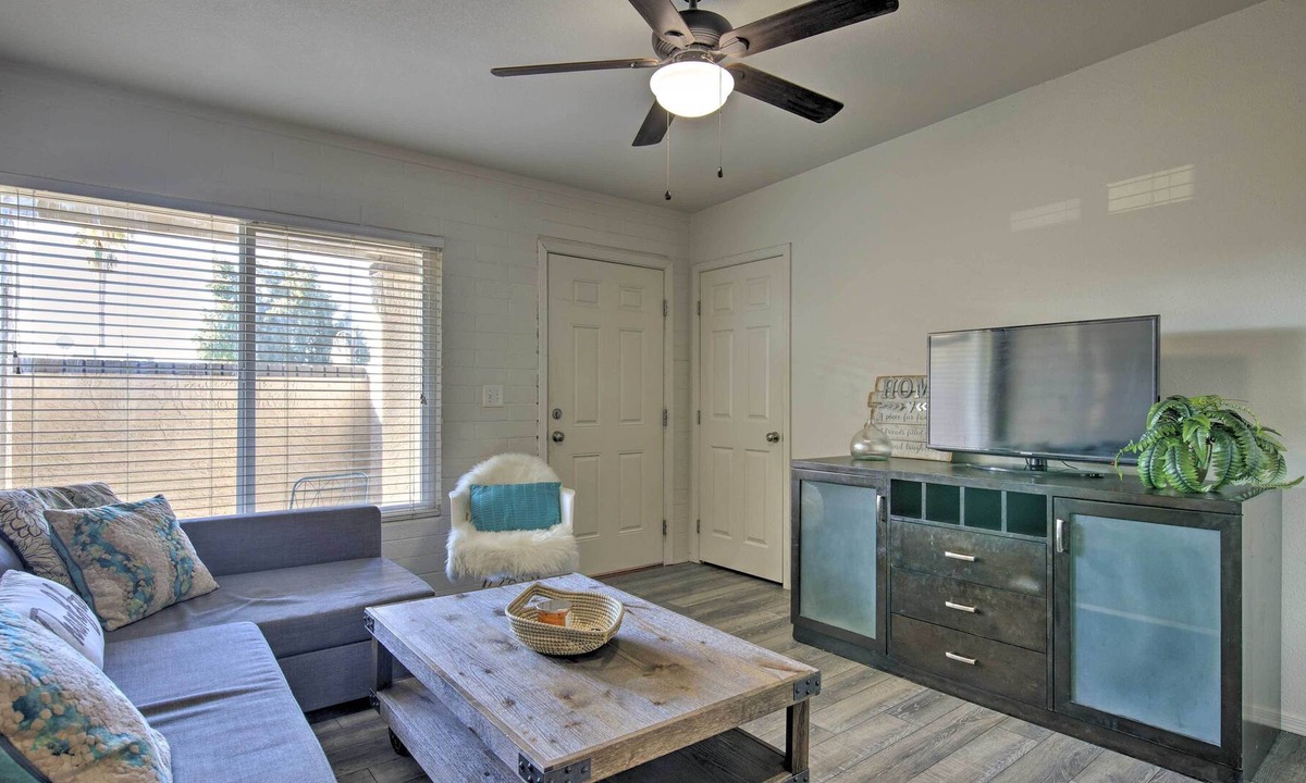 Sunset Apartment | Inviting Tempe Apartment < 2 Mi to ASU Campus!