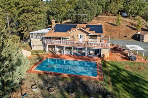 Glencoe House | Jackson Escape w/Hot Tub & Mtn Views!