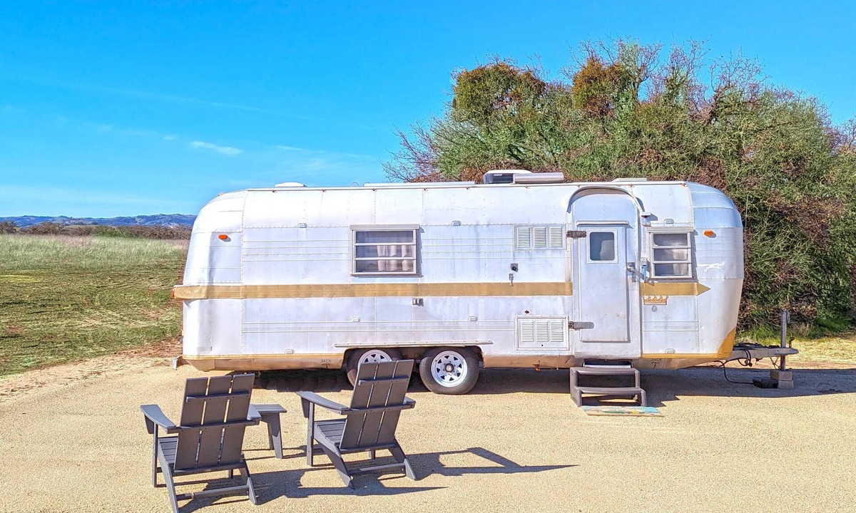 Paso Robles RV Rental | Janis Jopplin Trailer - Janis Jopplin Themed Vintage Trailer on Vineyard