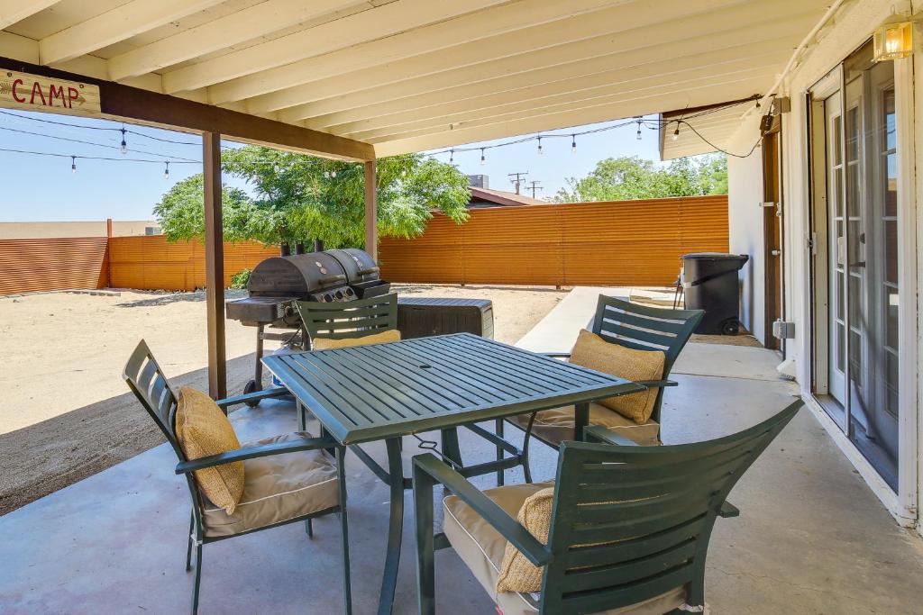 Joshua Tree House | Joshua Tree Home w/Patio - 5 Mi to National Park!