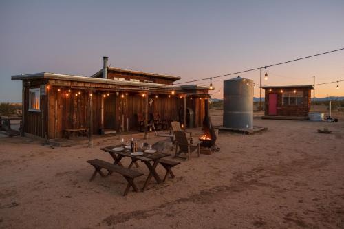Landers House | Joshua Tree House of Mercury